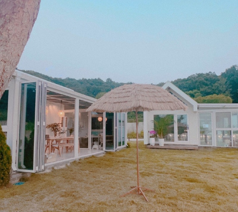 다운로드_(11) (2).jpg